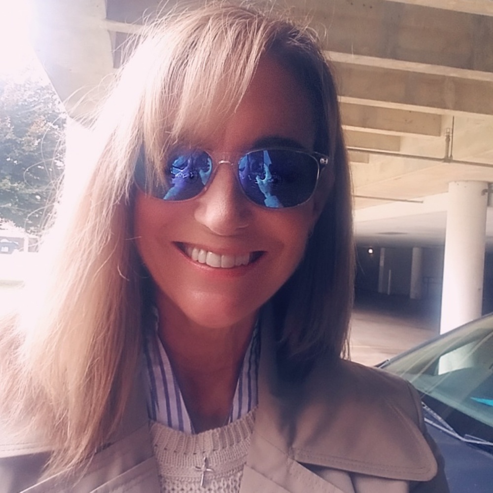 Meet your Posher, Joan